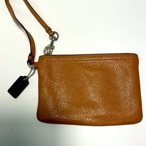 COACH Small Wristlet